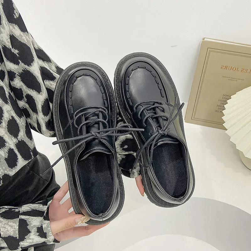 Boone - Thick-Soled Lace-Up Winter Shoes by The Nevermore