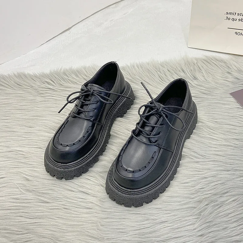 Boone - Thick-Soled Lace-Up Winter Shoes by The Nevermore
