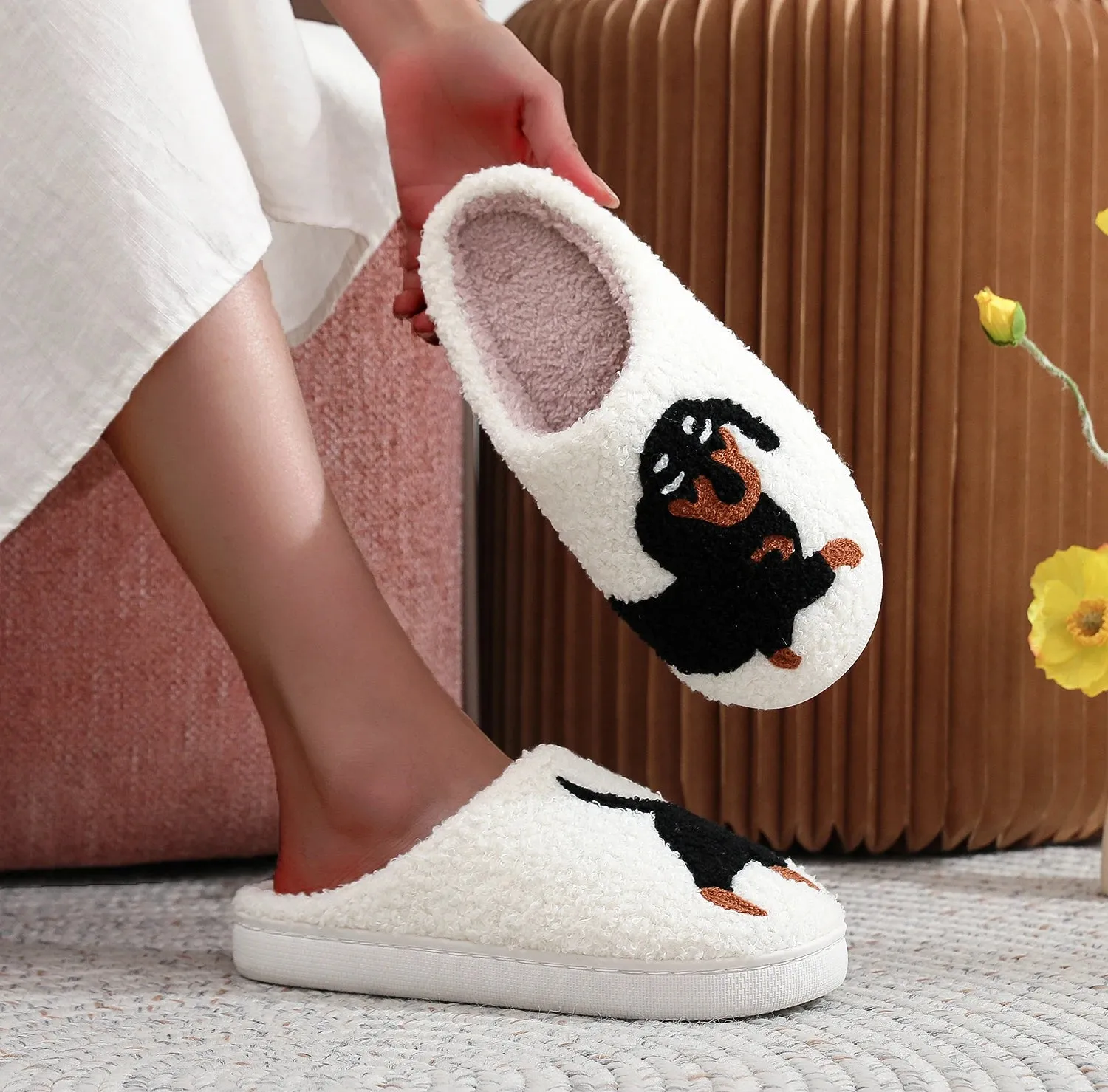 Doggies Merch® Dachshund Fluffy Slippers
