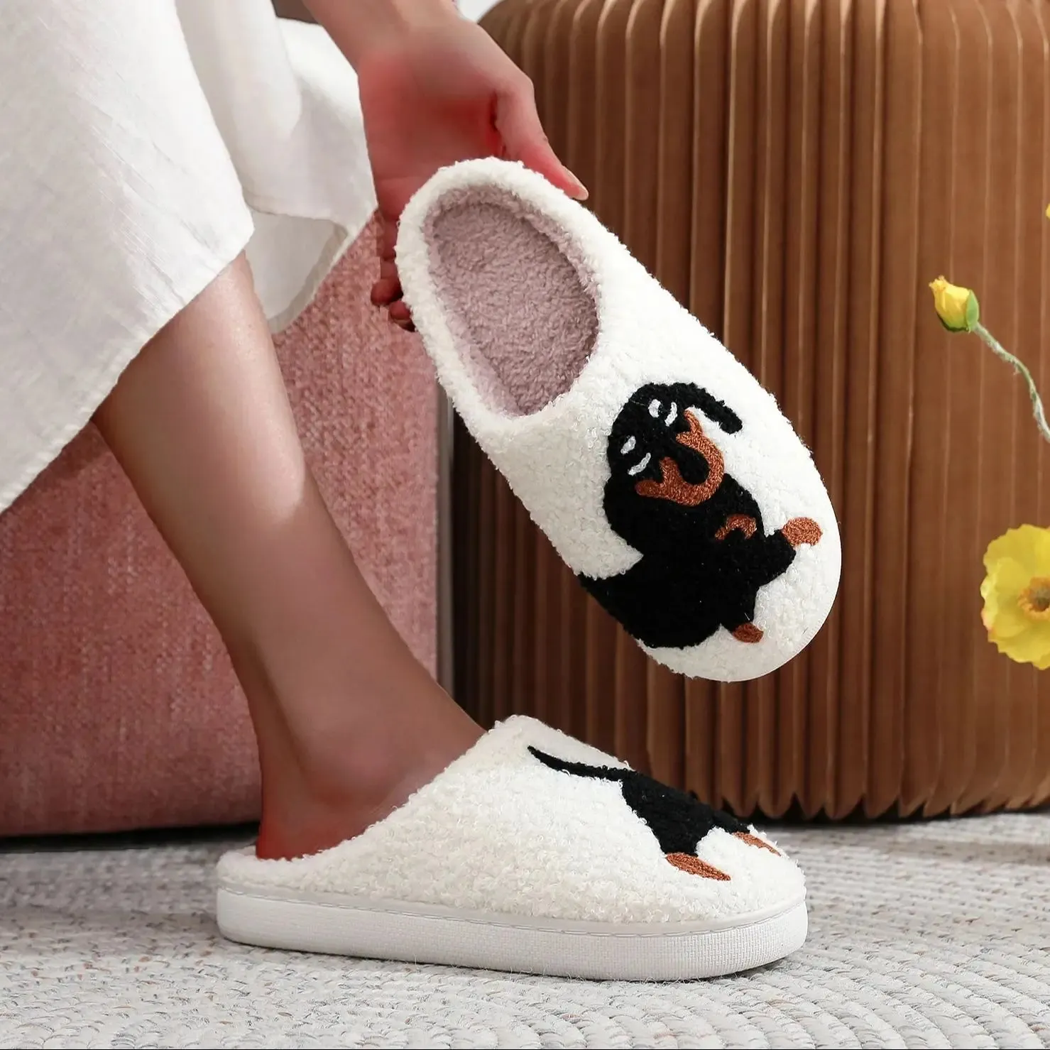 Doggies Merch® Dachshund Fluffy Slippers