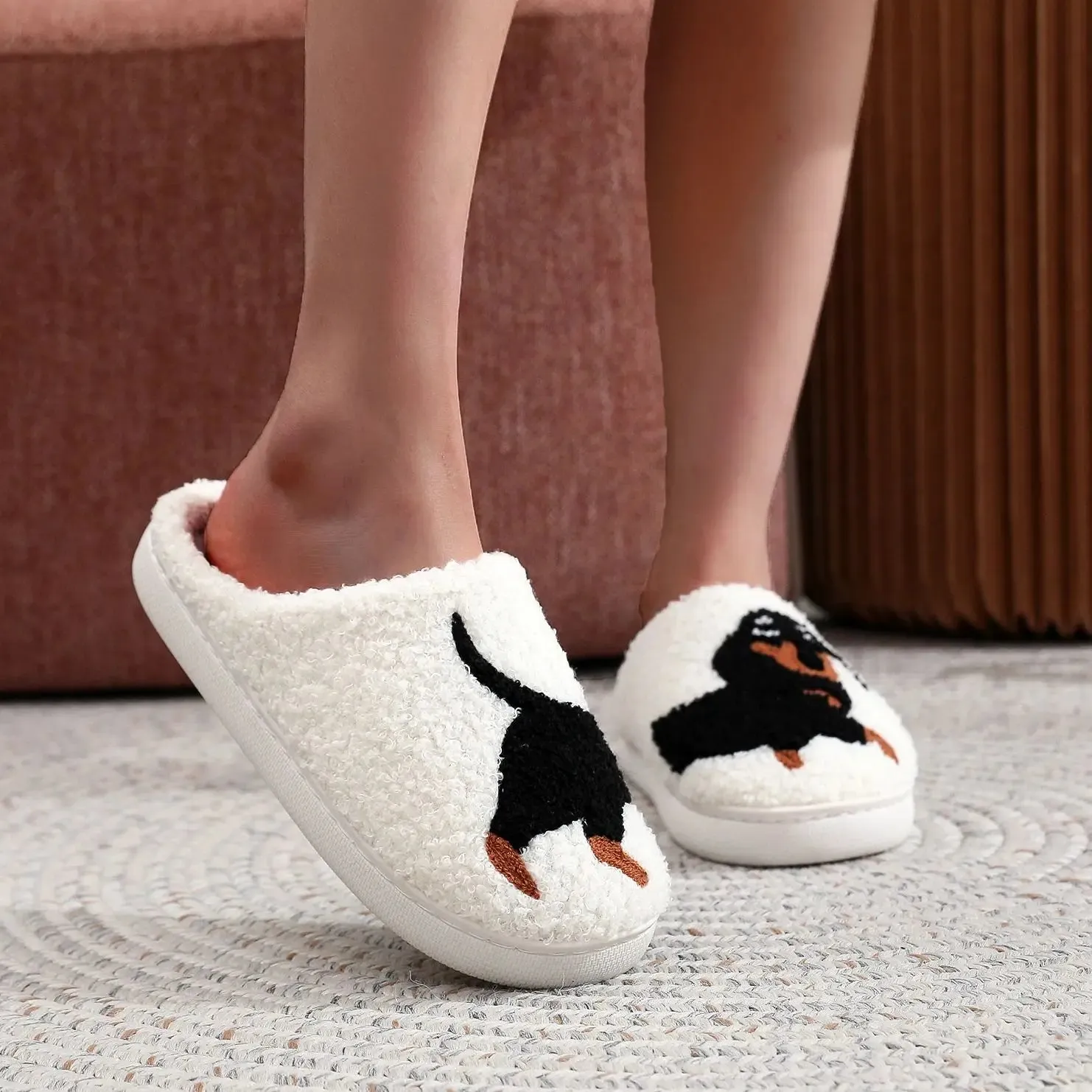 Doggies Merch® Dachshund Fluffy Slippers