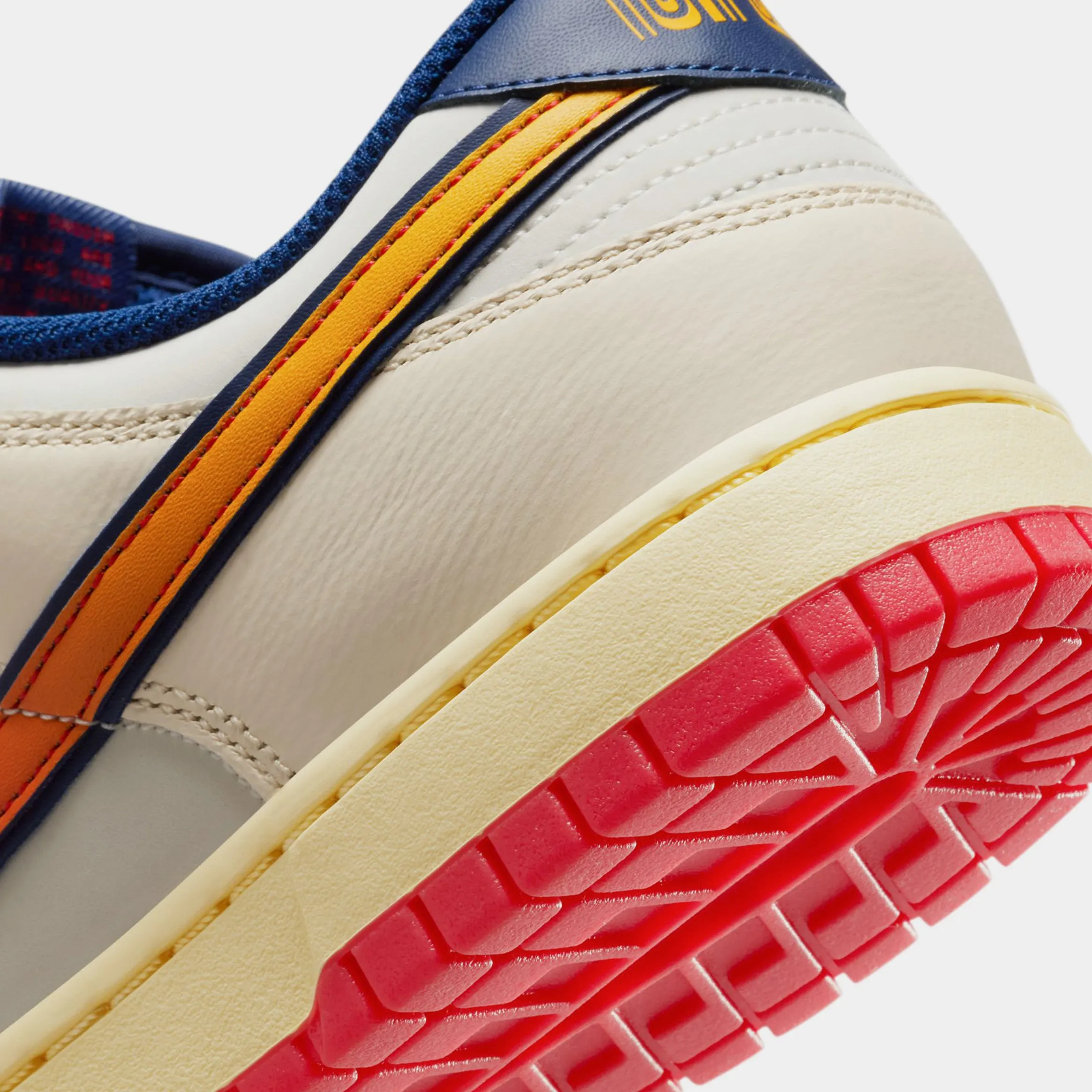 Dunk Low Retro SE Mens Basketball Shoes (Pale Ivory/Light Crimson/Sail)