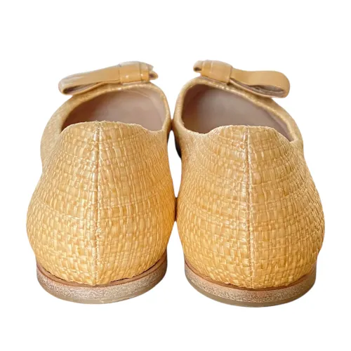 FENDI Beige Raffia Woven Patent Leather Bow Detail Ballet Flats, Size 36.5