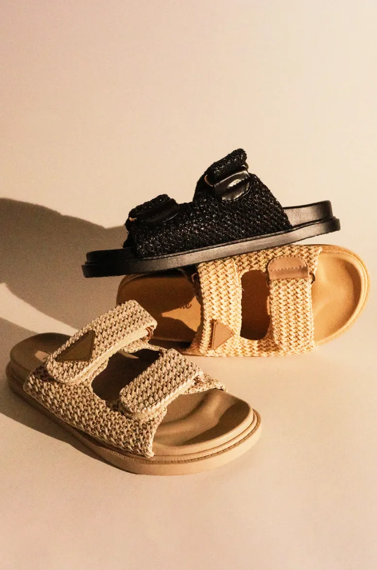 FINAL SALE!! The Tuscany Raffia Slide in Natural