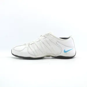 NIKE  MUSIQUE 4