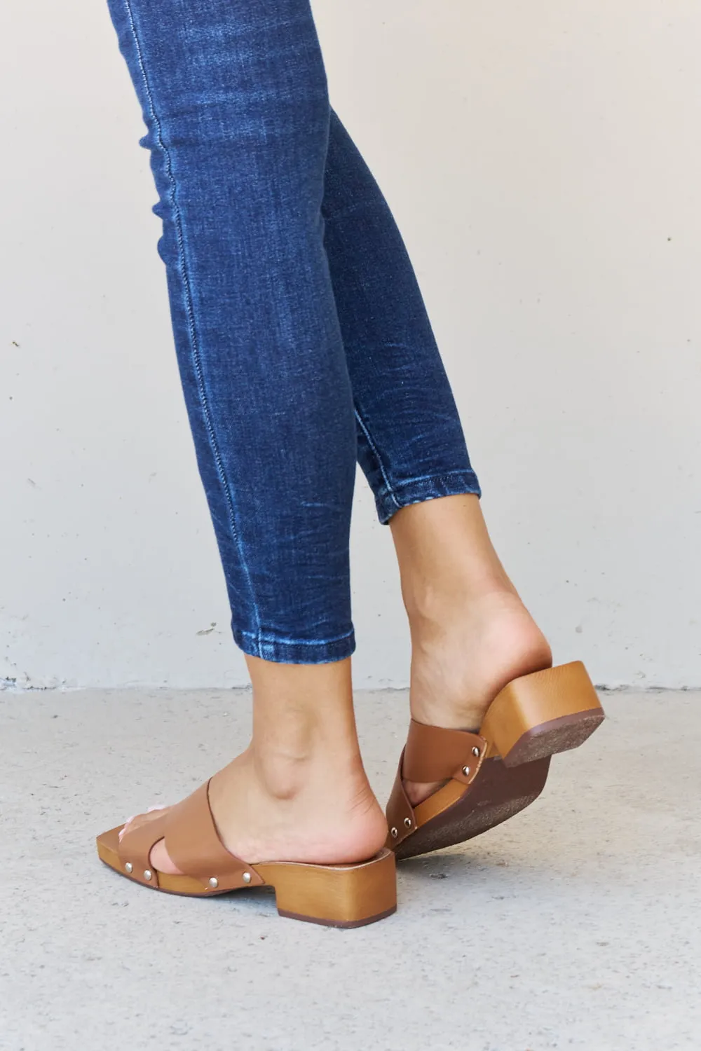 Strolling Wooden Clog Mule in Brown
