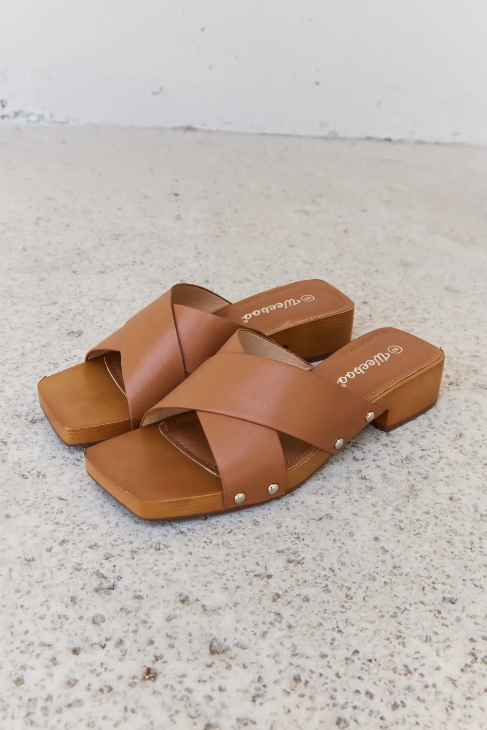 Strolling Wooden Clog Mule in Brown