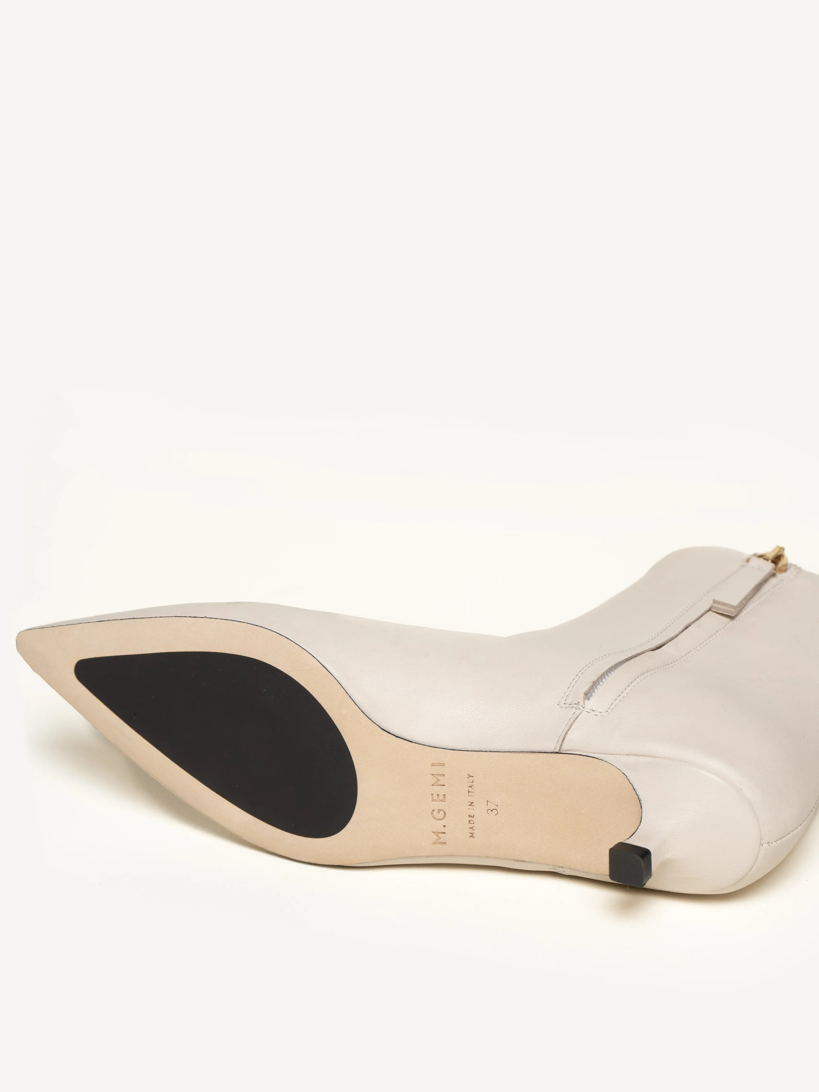 The Veronica (Sample Sale)