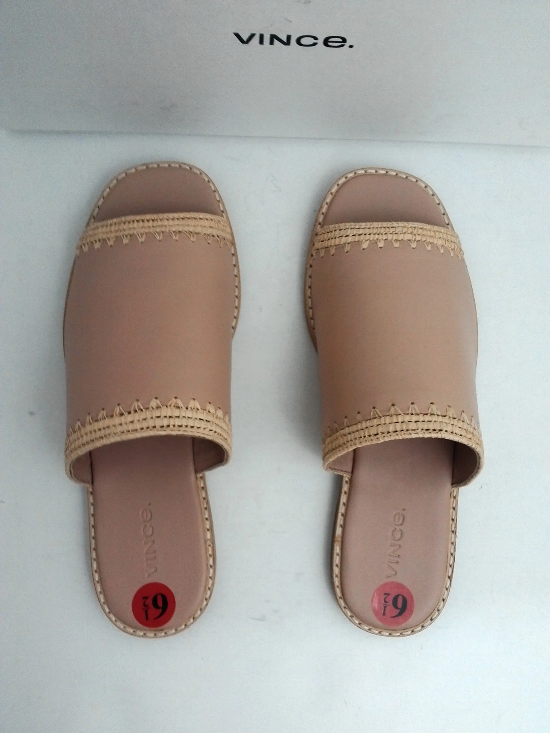 Vince Women's Padmore Praline Leather Size 6.5M